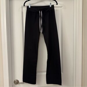 Black Figs Livingston Scrub Pants
